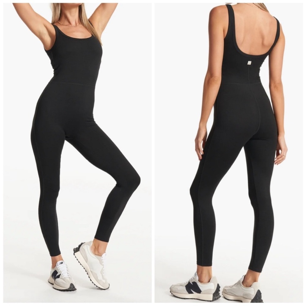 Vuori Halo Black Essential Jumpsuit
